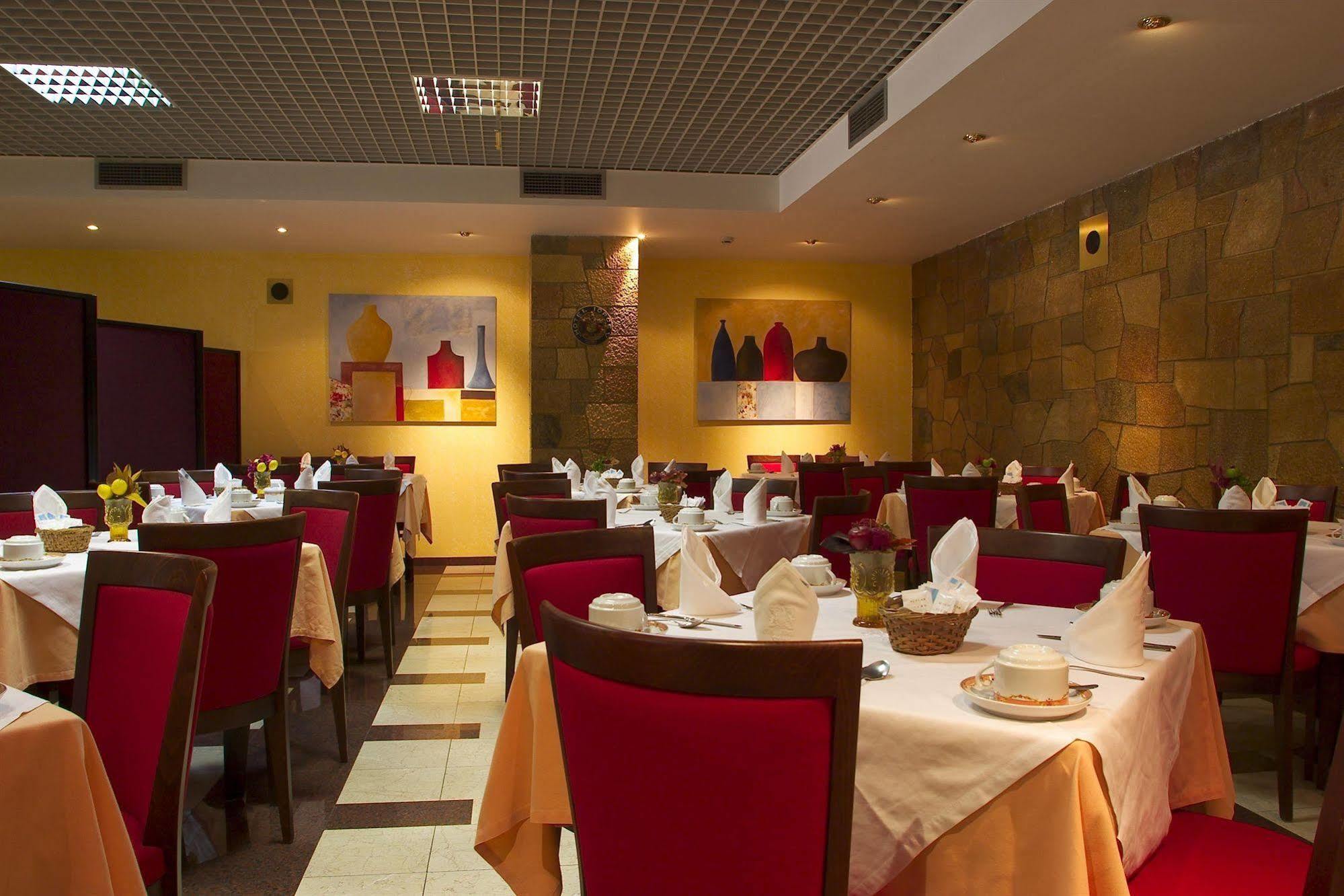 Hotel Jorge V Lisboa Εστιατόριο φωτογραφία